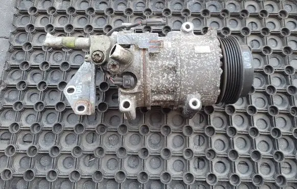 Mercedes-Benz A W169 Air conditioning (A/C) compressor (pump) A0022306811 6SEU16C 4471500817