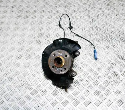 Mini One - Cooper Cabrio R52 Front wheel hub