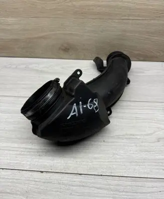 Volvo V70 Intake resonator 31293547