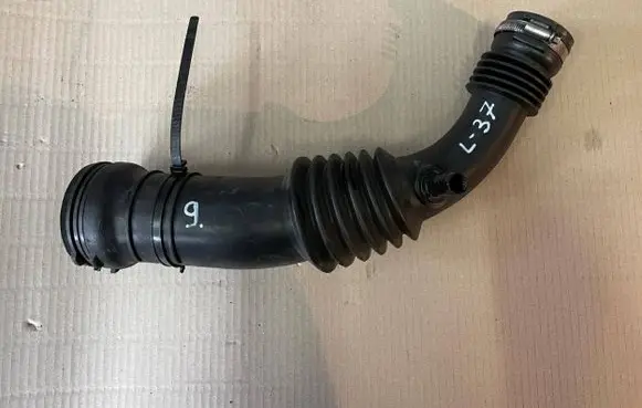 Renault Megane I Air intake hose/pipe 7700109435 7700109464