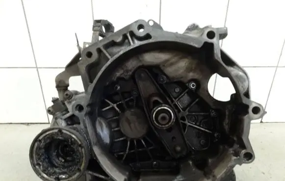 Audi A2 Manual 5 speed gearbox FVT12061