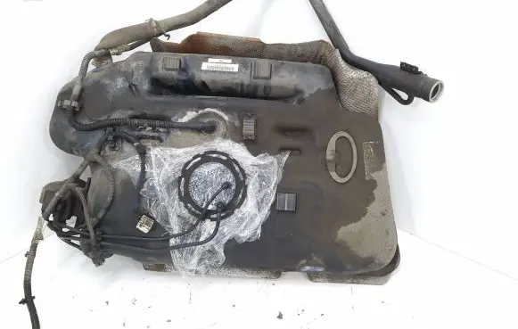 Opel Zafira C Fuel tank 