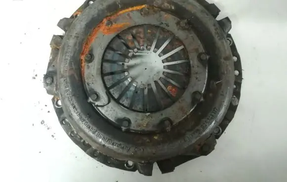 Audi 80 90 B3 Pressure plate 026141117