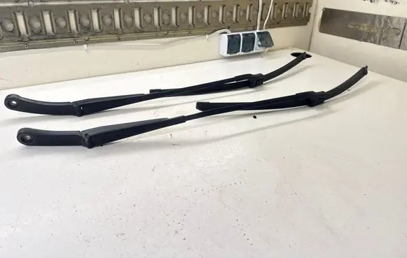 Volkswagen Multivan T5 Front wiper blade arm 7H5955409 7H5955410