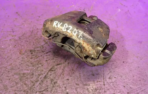 Mazda 3 II Front brake caliper