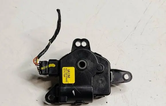 Hyundai ix35 Air flap motor/actuator D267AP9AA02U3 D267AP9AA02