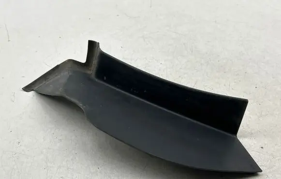Peugeot 3008 I Rear/tail light trim molding 26039008