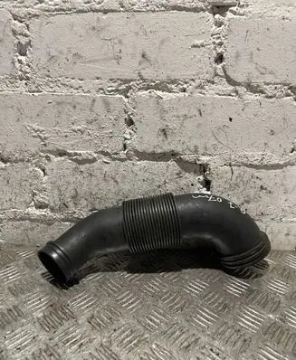Audi Q7 4L Air intake hose/pipe 7L6129627F