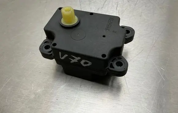 Volvo V70 Air flap motor/actuator 19E616 6G9N F71384
