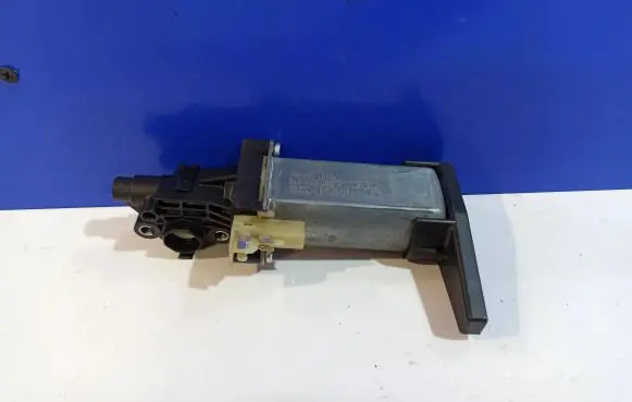 Saab 95 - 96 Seat adjustment motor 4658464 0390201915