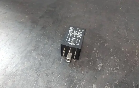Skoda Superb B5 (3U) Other relay 3U0959627 445