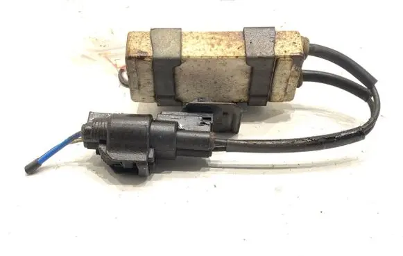 Toyota Yaris Fan control module 