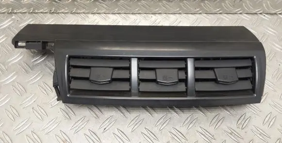 Dash center air vent grill