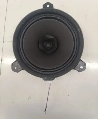Subaru Forester SK Rear door speaker