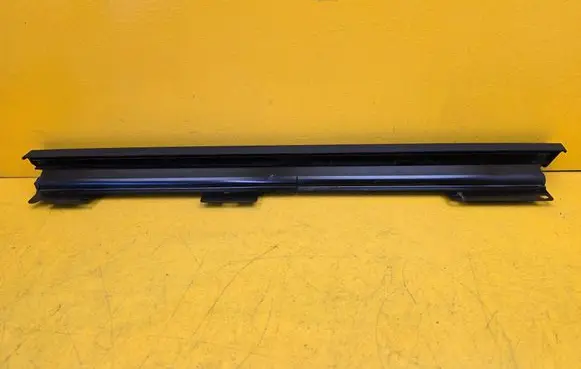 Audi Q7 4M Rear door sun blind/shade 4M0861333D