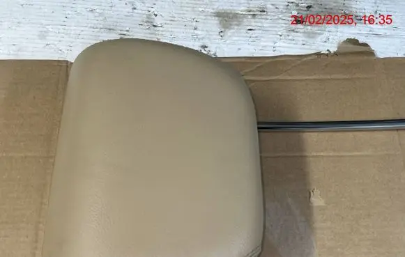 Mercedes-Benz GL X164 Third row seat headrest 