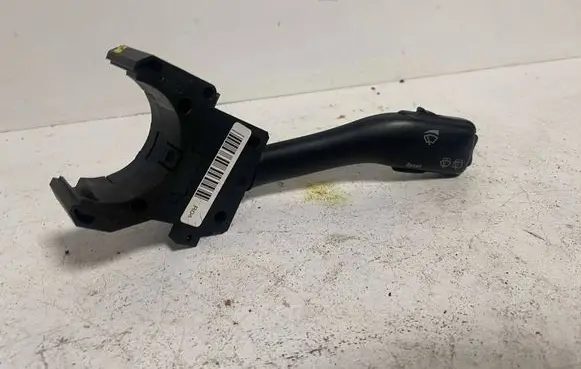 Volkswagen Golf IV Wiper control stalk 4B0953503H CZK0301202032
