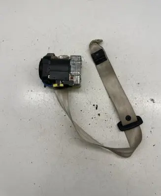 Audi A6 S6 C5 4B Rear seatbelt 4B9857805