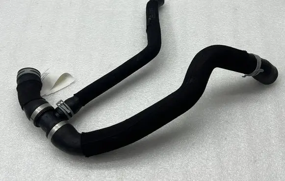 Audi A3 8Y Engine coolant pipe/hose 2Q0121087A 3WA122051AA