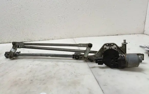 Ford Focus Front wiper linkage and motor 4M5117508AA 4M5117K484 3397020850