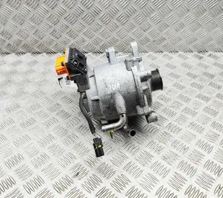 KIA Sportage Generator/alternator 373902M900