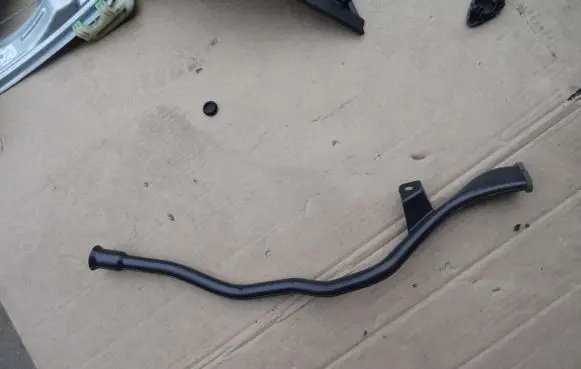 Opel Insignia B Engine coolant pipe/hose 13479834