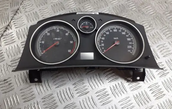 Opel Zafira B Tachometer 13225980