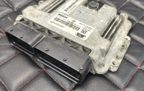 LDV Maxus Engine control unit/module 0281013348 1039S13862 43002034F