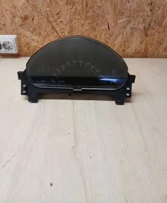 Mercedes-Benz A W168 Speedometer (instrument cluster) A1685400147 09050530302 0301230019