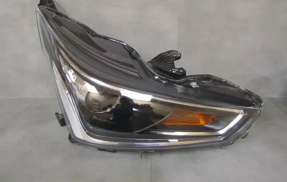 Toyota Aygo AB40 Headlight/headlamp lampaaygo