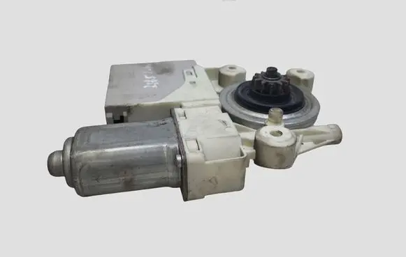 Ford Focus C-MAX Front door window regulator motor 7M5T14B533AB 5WK11582D 942411101
