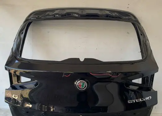 Alfa Romeo Stelvio Tailgate/trunk/boot lid