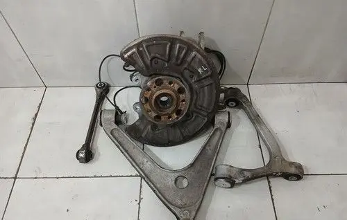 Mercedes-Benz AMG GT R190 C190 Rear wheel hub A1903504301