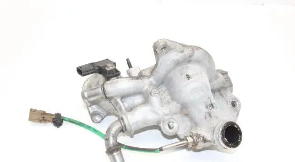 Mercedes-Benz B W246 W242 EGR valve line/pipe/hose 147171653R