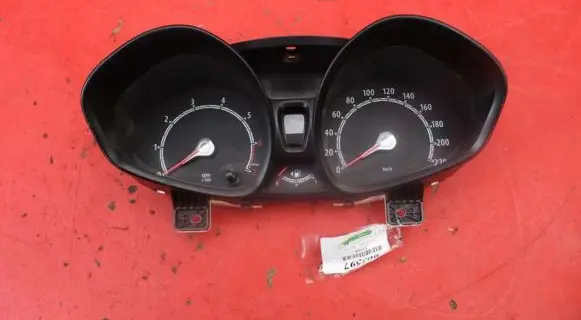 Ford Fiesta Speedometer (instrument cluster) 8A6T10849AG