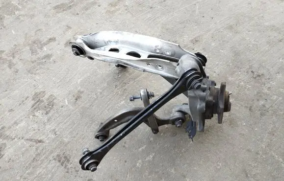 Audi A4 S4 B9 Rear wheel hub 8W0505460D MSAF12 180923000412