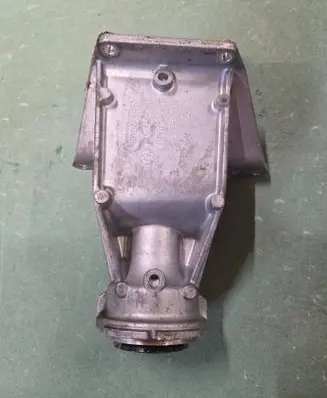 BMW 7 G11 G12 Driveshaft support bearing 8639382 8639383