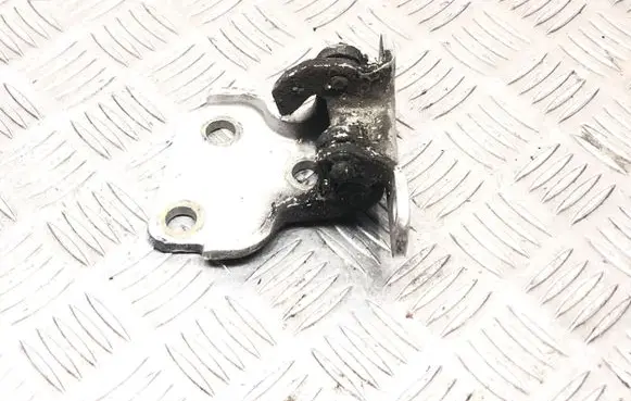 Land Rover Freelander Rear door upper hinge 