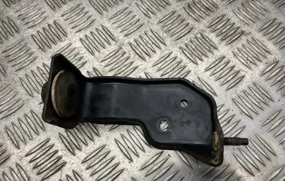 Radiator support slam panel bracket