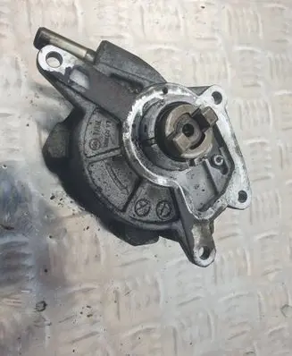 Jeep Cherokee Vacuum pump