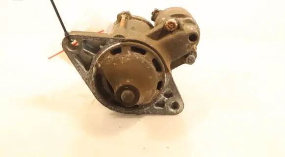 Toyota Avensis T270 Starter motor 28100-0T050