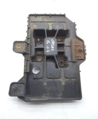 Battery tray