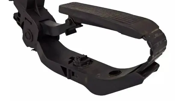 Mercedes-Benz C W203 Accelerator throttle pedal A2113000404