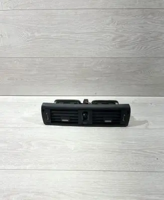 Dash center air vent grill