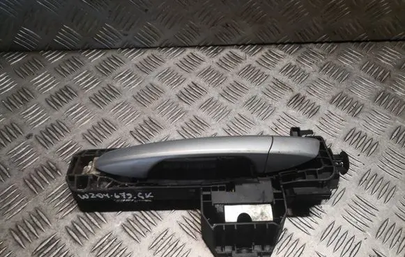 Mercedes-Benz C W204 Front door exterior handle 2047600170 A2047600170