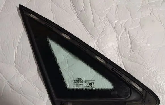 Audi A3 S3 8V Front triangle window/glass 8V5845299K