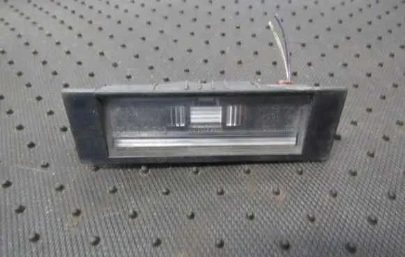 Alfa Romeo 156 Number plate light 04613010