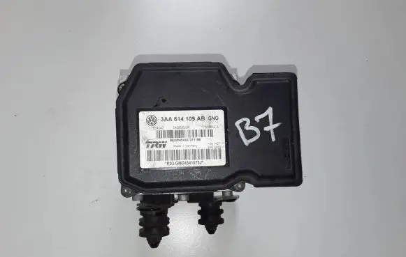 Volkswagen PASSAT B7 ABS Pump 3AA614109AB