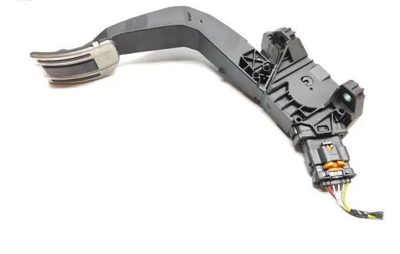 Peugeot 208 Accelerator throttle pedal 9827704480 6PV01352401 86ES52042074