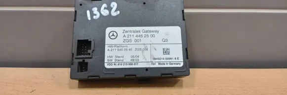 Mercedes-Benz E W211 Gateway control module A2115403545 A2114452500